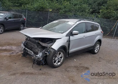 2018 Ford Escape Se from USA, damaged, VIN 1FMCU9GD6JUB19059